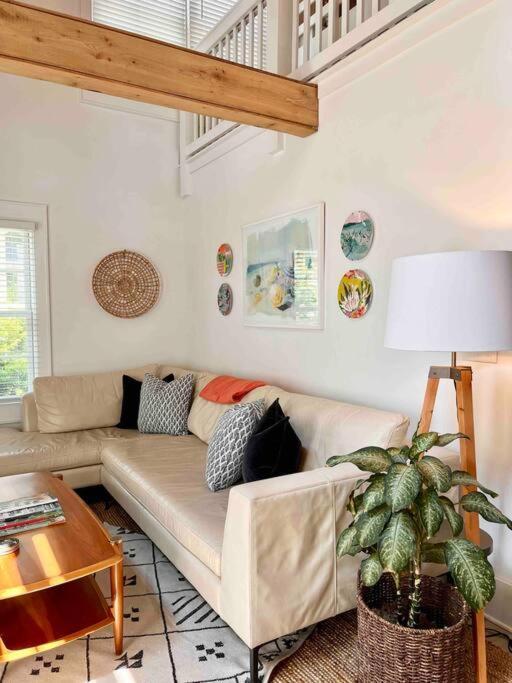 Liz Lane Cottage- Entire Guesthouse Charleston Kültér fotó