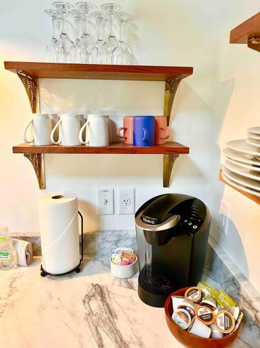 Liz Lane Cottage- Entire Guesthouse Charleston Kültér fotó